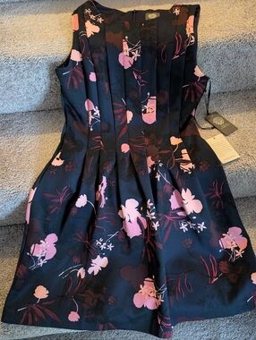 *NWT* Vince Camuto Navy Dress with Pink Floral Accents - Women's Size 12P